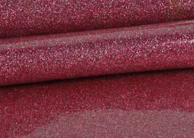 चीन 1.38 मीटर पीवीसी चमकदार गुलाबी चमक पीवीसी फैब्रिक चमड़ा कपड़ा नीचे आपूर्तिकर्ता
